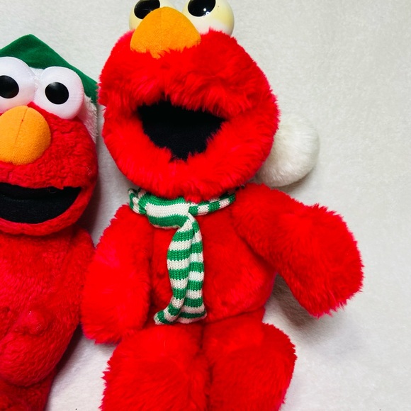 Sesame Street Christmas Elmo Plush Toys 1996 Elmo Plush - Picture 3 of 8
